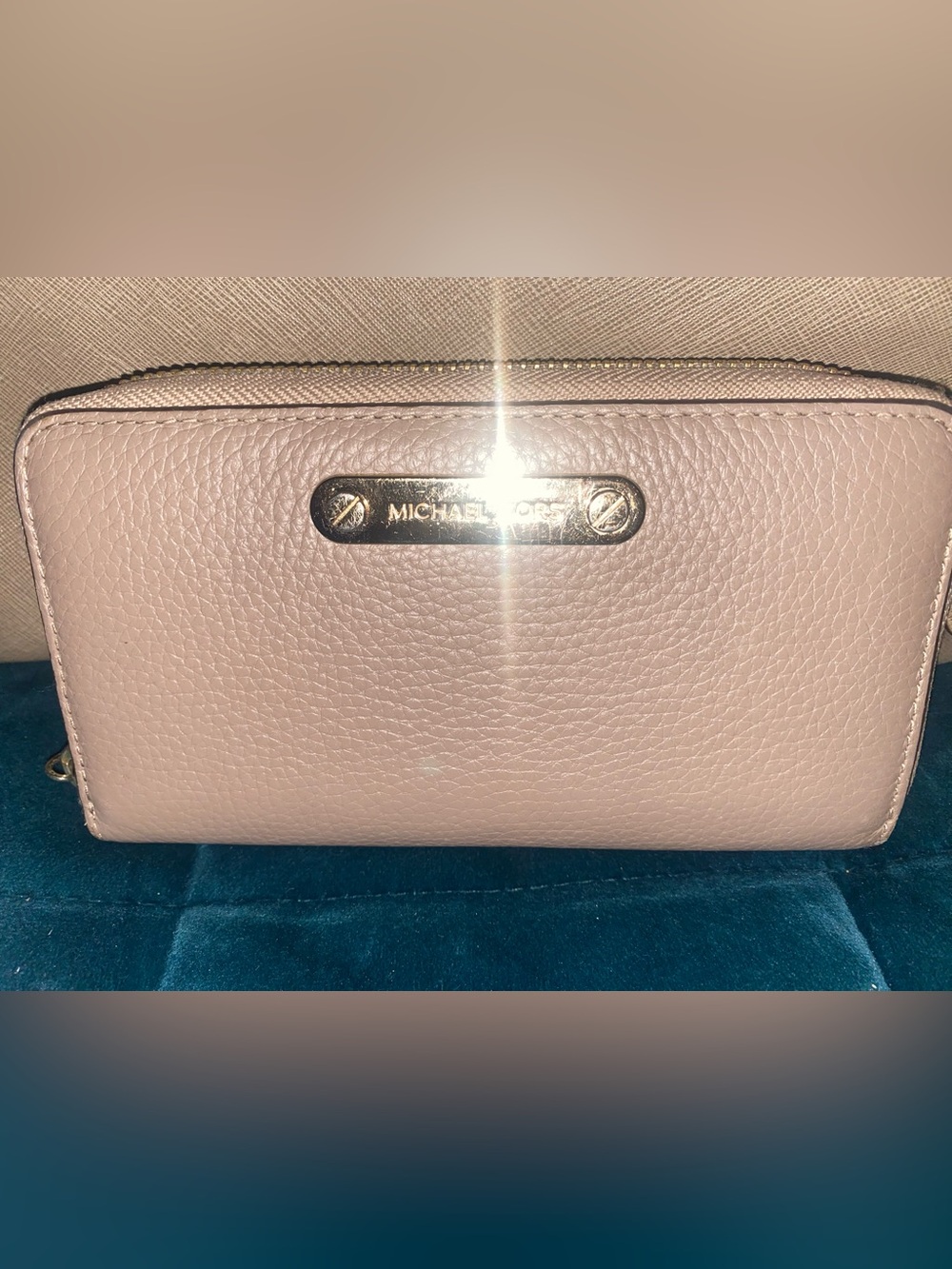 Michael Kors Pebbled Leather Tote And Wallet in Taupe - Picture 3 of 7